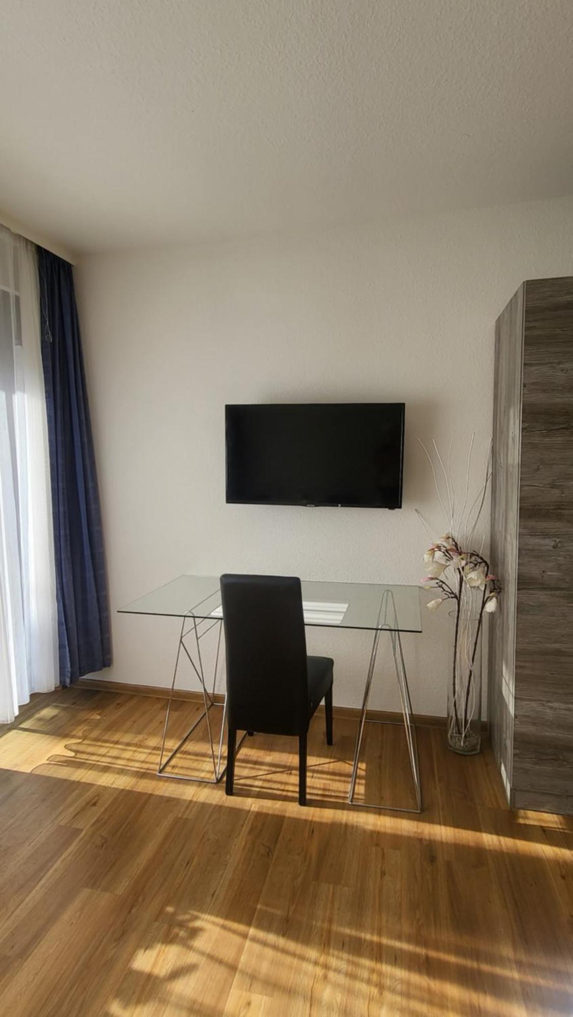Apartment Mit Balkon Am Rhein Coblenza Exterior foto